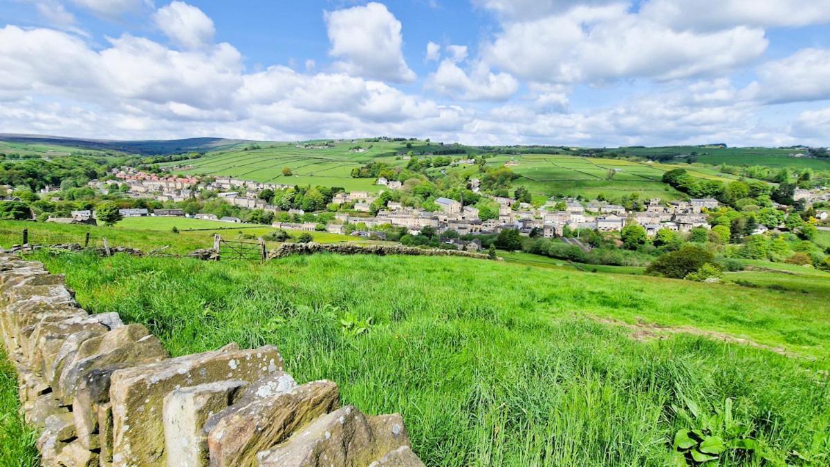 The Old Wash Kitchen - Charming Character Cottage In Holmfirth, Yorkshire ภายนอก รูปภาพ