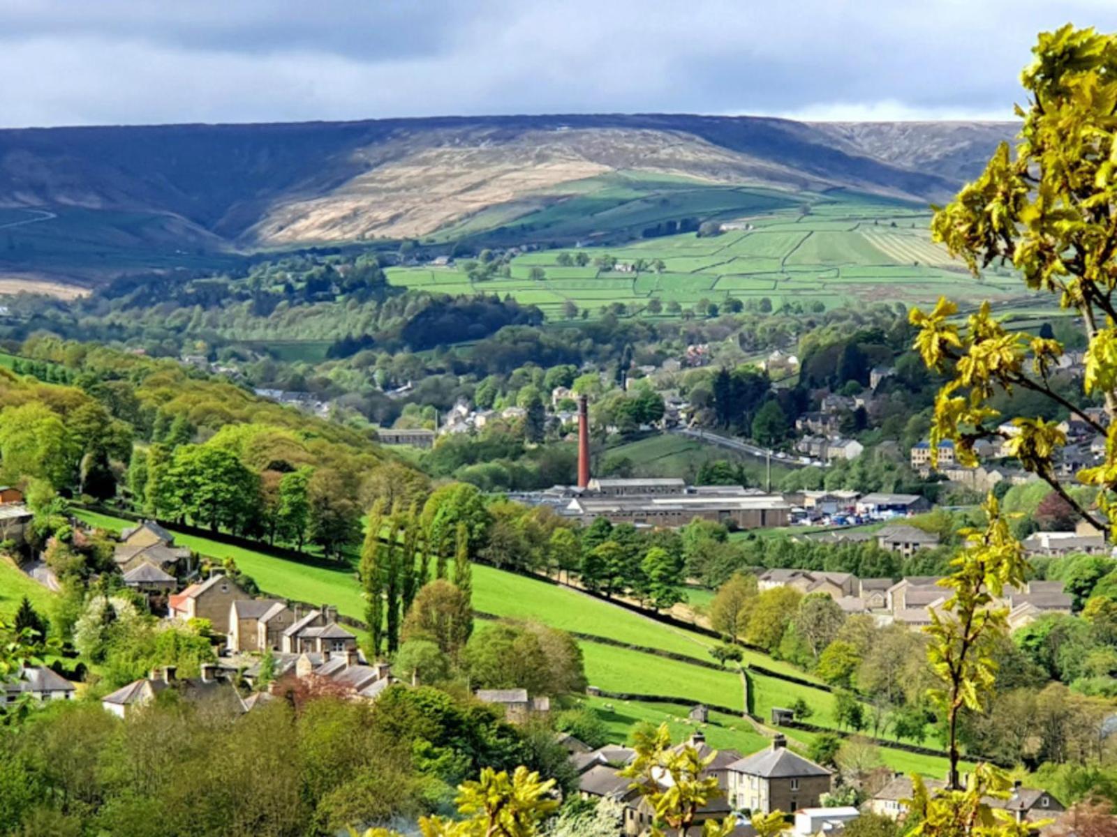 The Old Wash Kitchen - Charming Character Cottage In Holmfirth, Yorkshire ภายนอก รูปภาพ